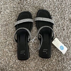 sandal with small platform, black with silver rhinestones size 7 1/2